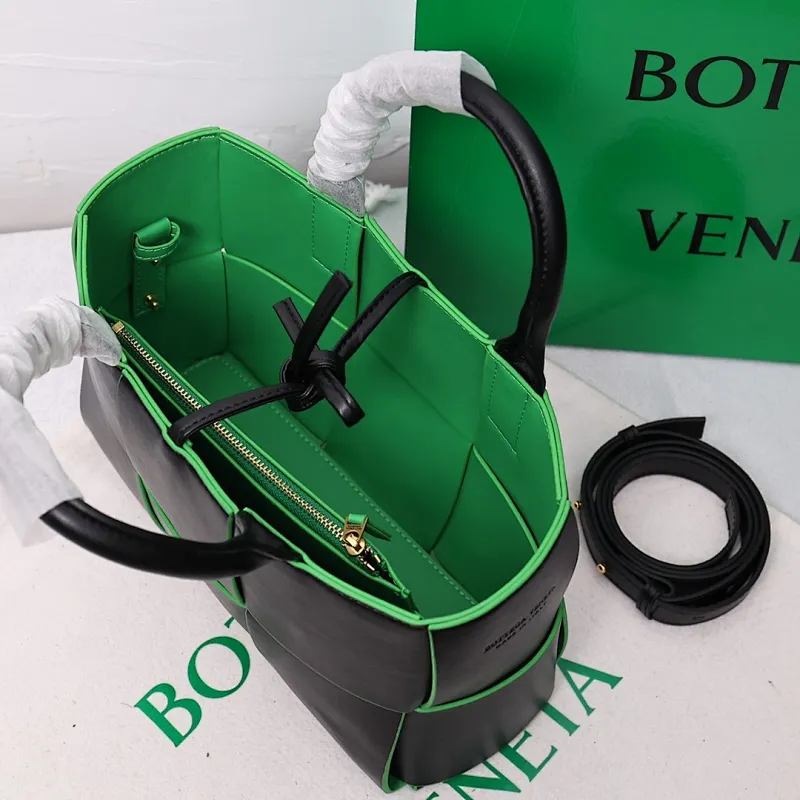 All Categories Official Website "Brand Women's Bags" Women's Bags 💙 BV 2025 Official Website New BV Crossbody Bag